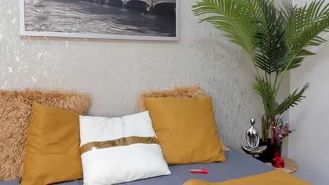 Snapshot of aitana_baker_ chatting on 01/04/25, 06:19 little aitana  online show from 01/04/25, 06:19