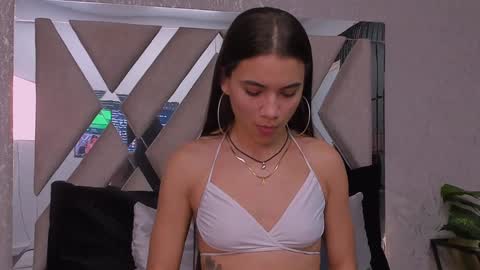 Snapshot of aitana_baker_ chatting on 01/20/25, 12:39 little aitana  online show from 01/20/25, 12:39