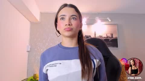 Snapshot of aitana_baker_ chatting on 09/16/25, 04:02 little aitana  online show from 09/16/25, 04:02