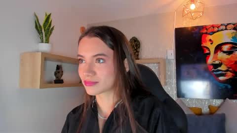 little aitana  online show from 05/22/26, 01:35