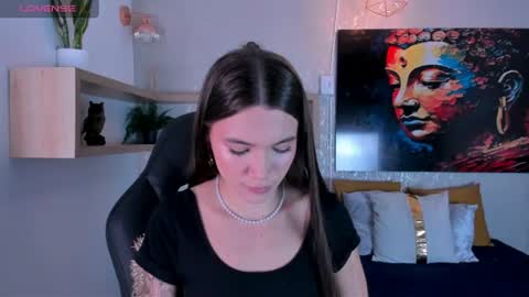 little aitana  online show from 06/23/26, 03:48