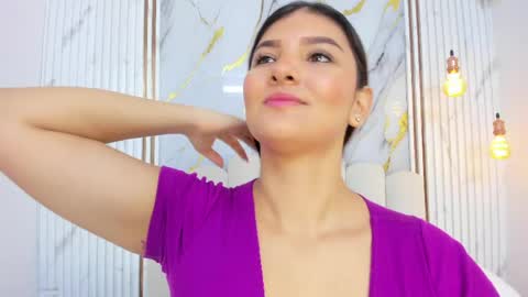 Snapshot of aitanajones1_ chatting on 04/29/26, 11:03 Aitana online show from 04/29/26, 11:03