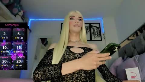 Snapshot of aiunii_jd chatting on 02/24/26, 12:41 aiunii online show from 02/24/26, 12:41