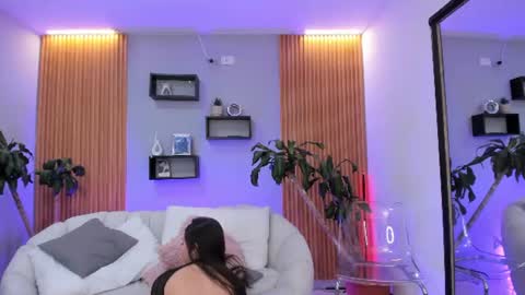 Snapshot of aixa_charless chatting on 06/10/26, 12:04 Aixa online show from 06/10/26, 12:04