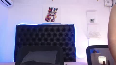 Snapshot of aixa_shaw chatting on 12/12/24, 11:25 AIXA online show from 12/12/24, 11:25
