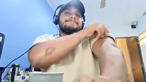 Esteban online show from 01/13/26, 04:07