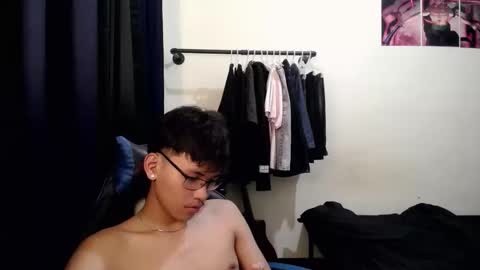 Snapshot of aj_daksxx chatting on 03/20/26, 12:32 aj_daksxx online show from 03/20/26, 12:32