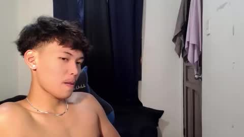 aj_daksxx online show from 05/05/26, 05:32
