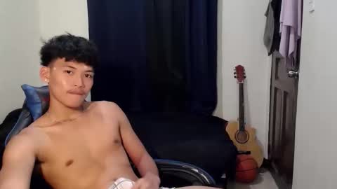 aj_daksxx online show from 05/06/26, 07:02