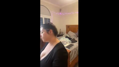 ajsquirts online show from 11/22/25, 12:31