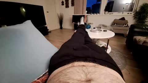 ak_2 online show from 02/05/26, 06:51