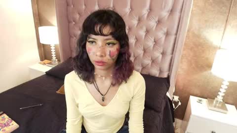 Snapshot of akane_uwu chatting on 02/25/25, 04:42 A K A N E  U W U online show from 02/25/25, 04:42