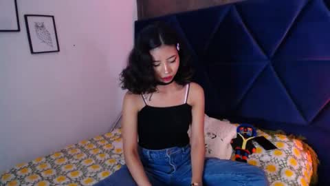 Snapshot of akane_uwu chatting on 10/03/25, 04:59 A K A N E  U W U online show from 10/03/25, 04:59