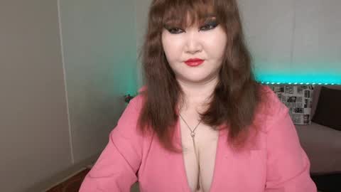 Snapshot of akanire chatting on 06/09/26, 05:19 Shelly online show from 06/09/26, 05:19