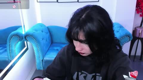 Snapshot of akaza_hakuji_ chatting on 02/27/26, 01:00 Azaka online show from 02/27/26, 01:00