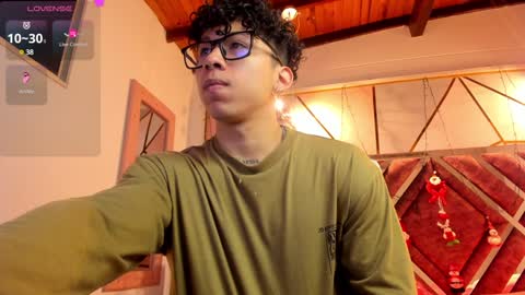 Snapshot of akazaboy chatting on 12/18/24, 03:58 akazaboy online show from 12/18/24, 03:58