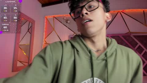 Snapshot of akazaboy chatting on 01/22/25, 04:13 akazaboy online show from 01/22/25, 04:13