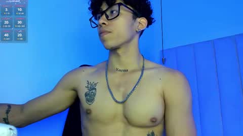 Snapshot of akazaboy chatting on 03/08/25, 12:09 akazaboy online show from 03/08/25, 12:09