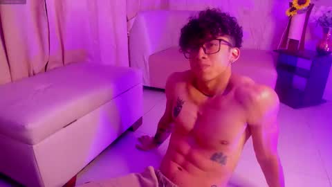 akazaboy online show from 11/21/25, 05:06