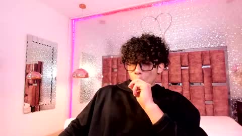 akazaboy online show from 04/27/26, 06:11