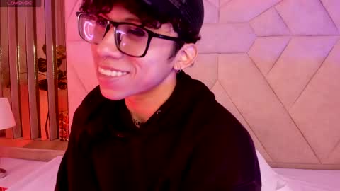 Snapshot of akazaboy chatting on 05/18/26, 05:24 akazaboy online show from 05/18/26, 05:24