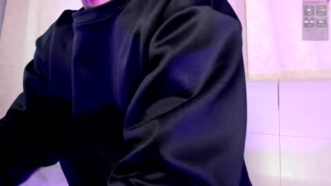 Snapshot of akazaboy chatting on 05/31/26, 04:53 akazaboy online show from 05/31/26, 04:53