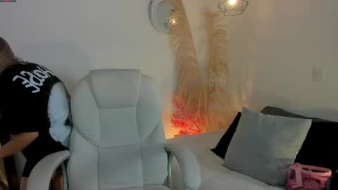 Abby Angel online show from 04/23/26, 01:57