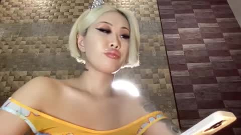 Snapshot of akemi_jp chatting on 03/09/25, 09:36 Akemi online show from 03/09/25, 09:36