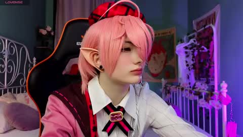 Akemi online show from 02/14/25, 06:19