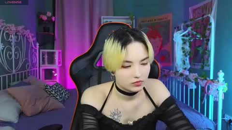 Akemi online show from 03/01/25, 06:43