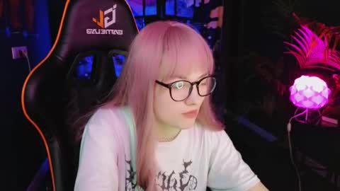 Akemi online show from 03/03/25, 06:33