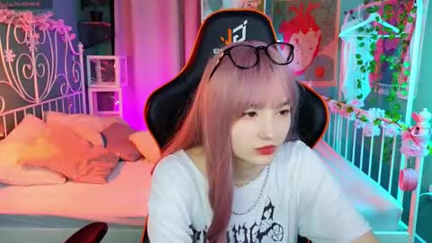 Akemi online show from 03/05/25, 06:12