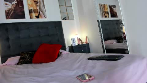 Akemi online show from 03/02/25, 07:10