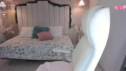 Luna online show from 12/13/24, 04:11