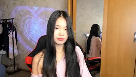 akiba_cute online show from 05/14/26, 12:34