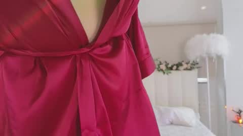 Snapshot of akina_star chatting on 11/22/25, 05:06 akina_star online show from 11/22/25, 05:06