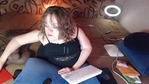 Natalie online show from 01/22/25, 08:40