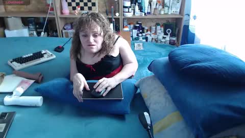 Natalie online show from 10/19/25, 08:04