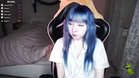 akirahartyx online show from 12/25/24, 03:28