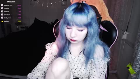 akirahartyx online show from 01/12/25, 02:19