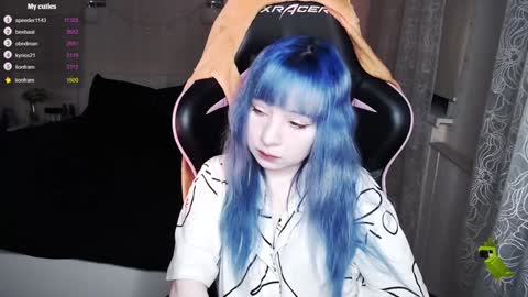 akirahartyx online show from 02/06/25, 01:54