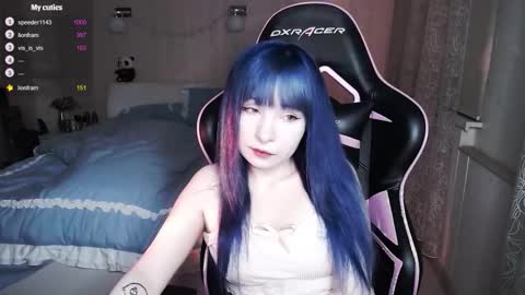 akirahartyx online show from 09/30/25, 03:28