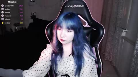 akirahartyx online show from 10/07/25, 03:53