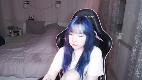 akirahartyx online show from 02/15/26, 03:31