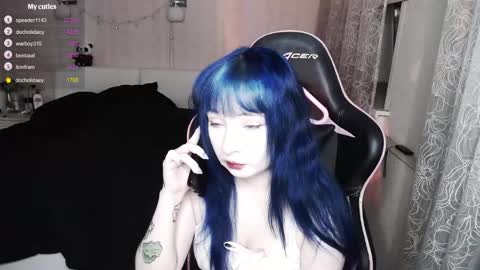 akirahartyx online show from 04/14/26, 04:46