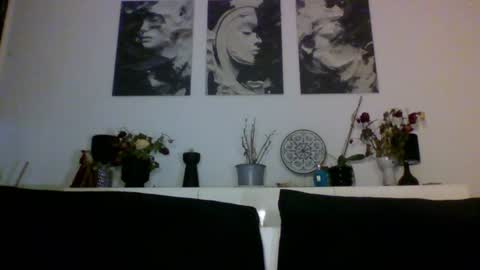 Snapshot of akiramihaela chatting on 07/22/26, 06:32 MIHAELA online show from 07/22/26, 06:32