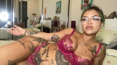 Akira Zay online show from 02/02/26, 10:47