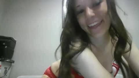 akizzy021 online show from 05/18/26, 08:47