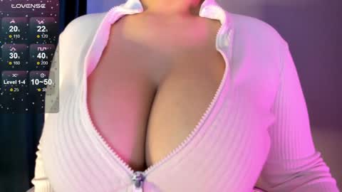 Akura is here 3 online show from 10/13/25, 05:40