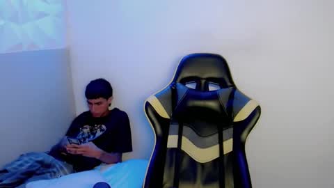 Akyra latin online show from 02/17/26, 03:19